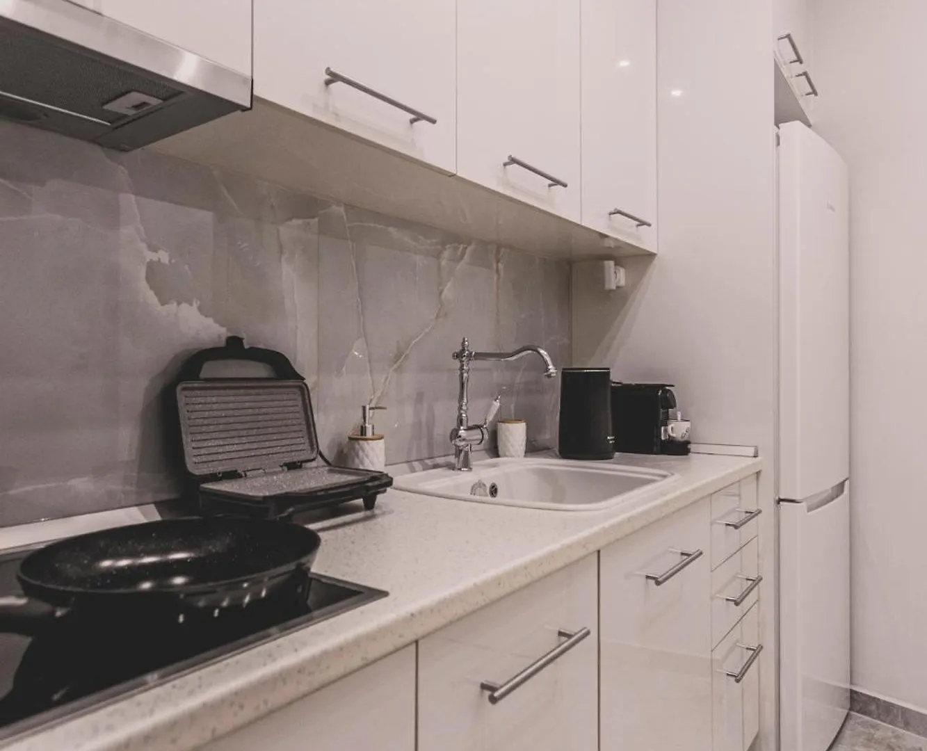 Kartell Luxury Apartment Thessaloniki Center