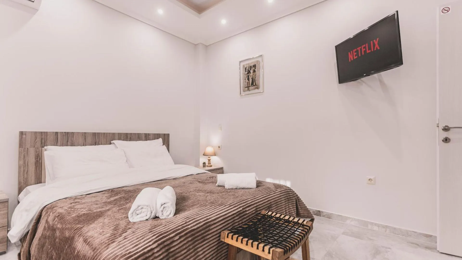 Kartell Luxury Apartment Thessaloniki Center Greece